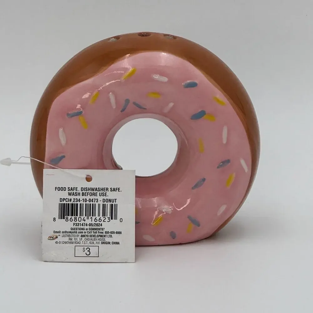 Target Bullseye Playground Christmas Donut Sprinkle Shaker Ceramic GlazePink NEW
